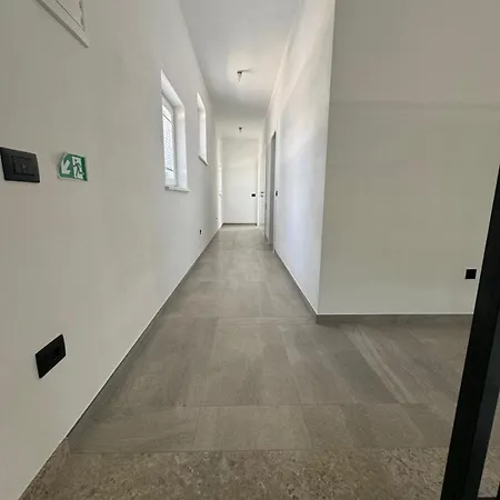Victoria Villa *