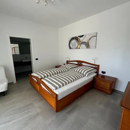Victoria Villa *